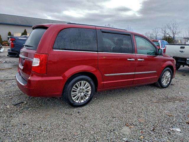 Chrysler Minivan Touring L Image 3