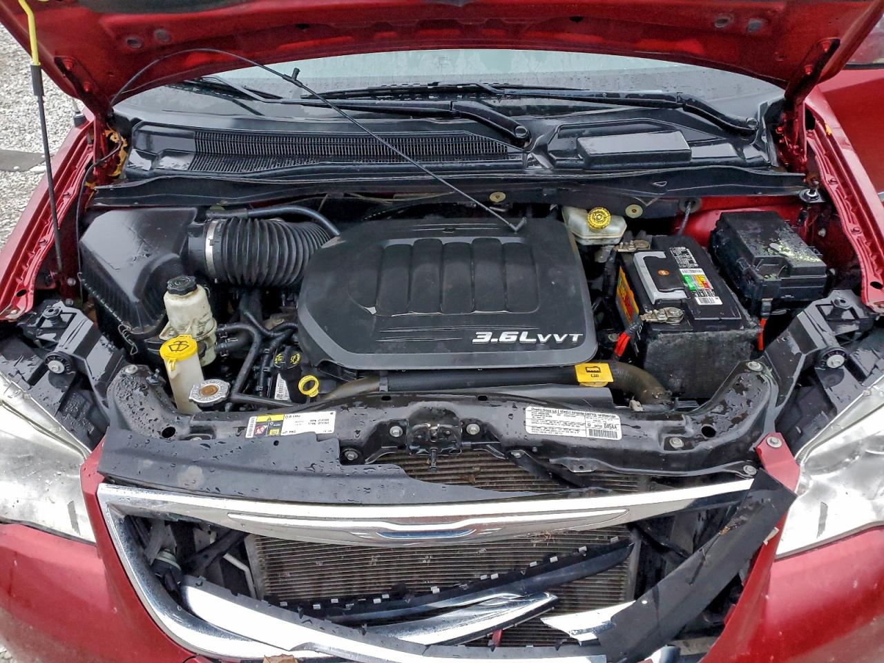 Chrysler Minivan Touring L Image 8