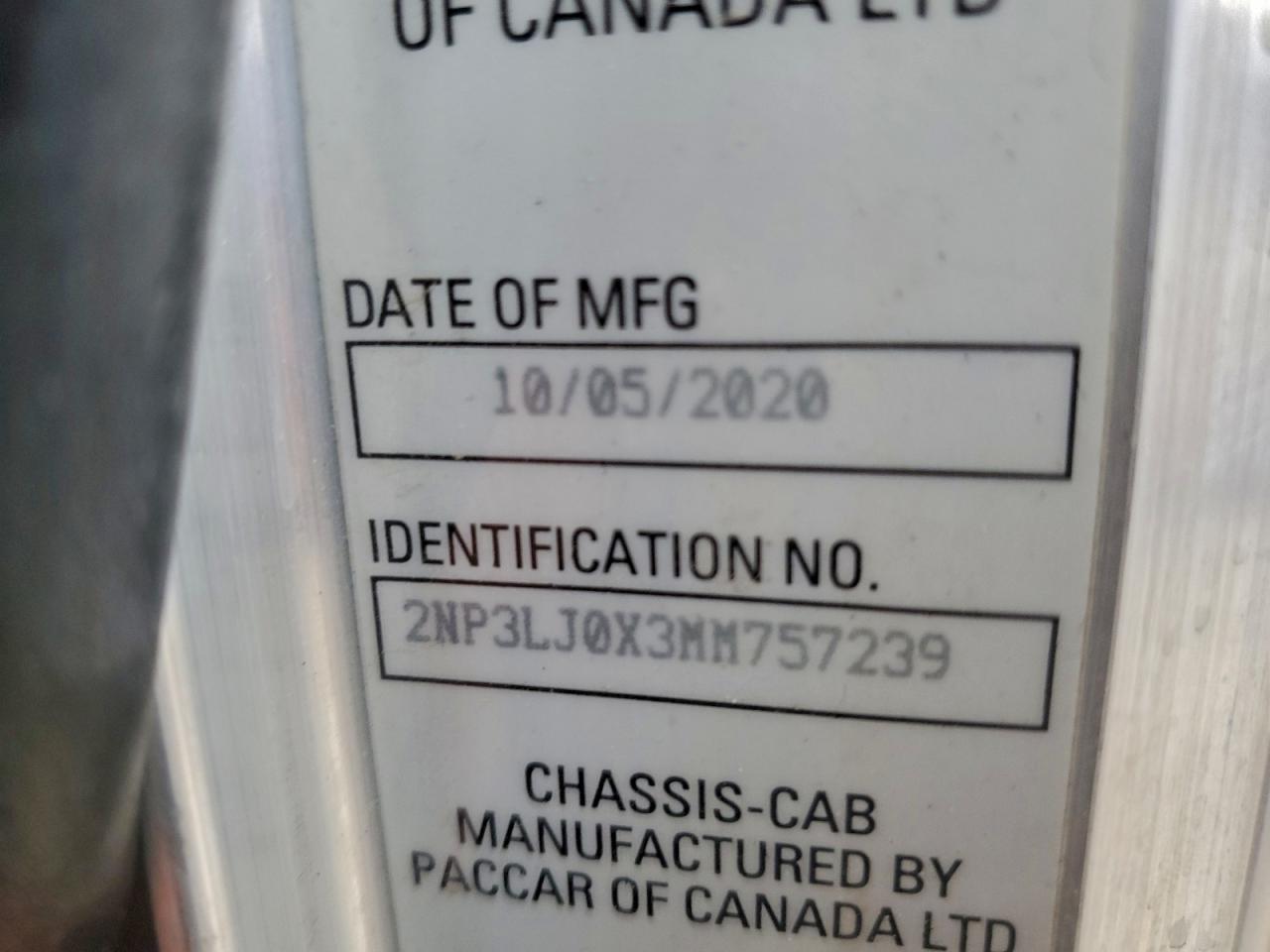 Peterbilt 348 Image 2