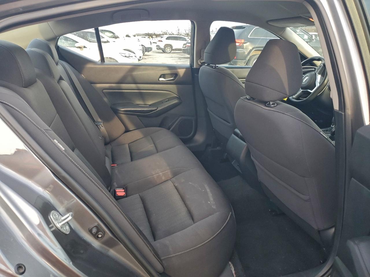 Nissan Altima S Image 2