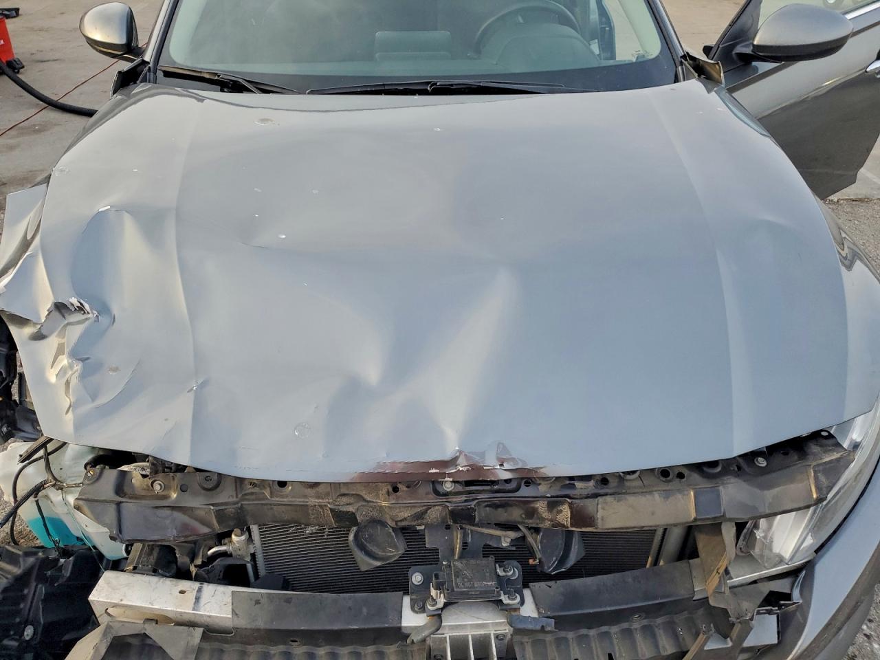 Nissan Altima S Image 4