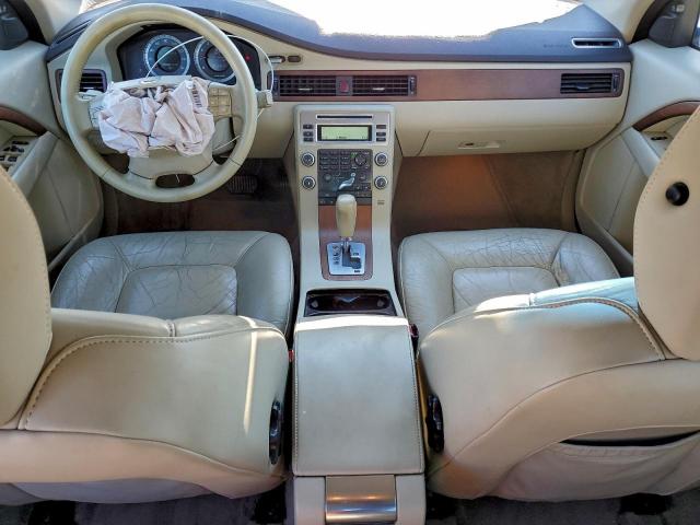 Volvo S80 3.2 Image 4