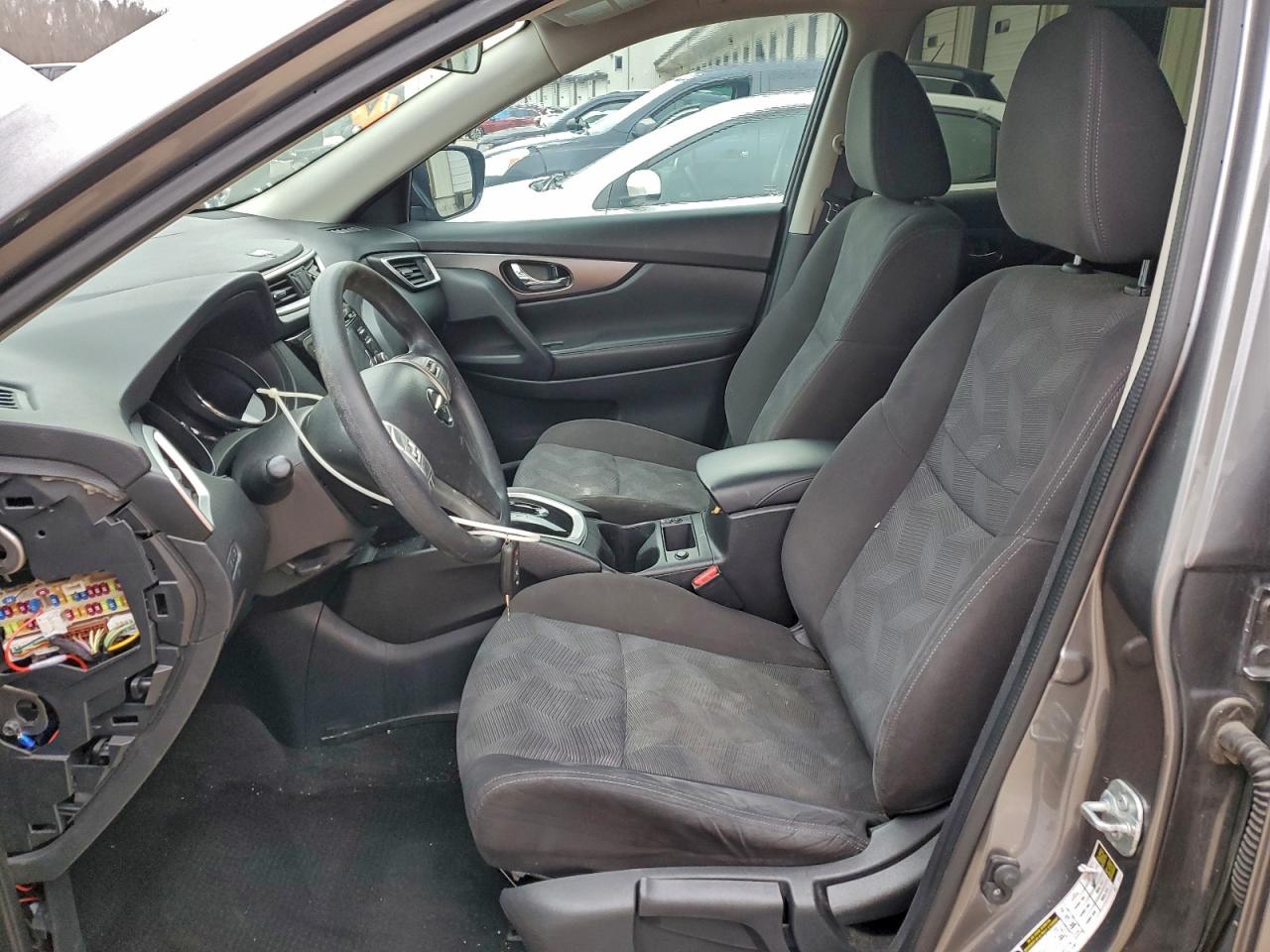 Nissan Rogue S Image 11