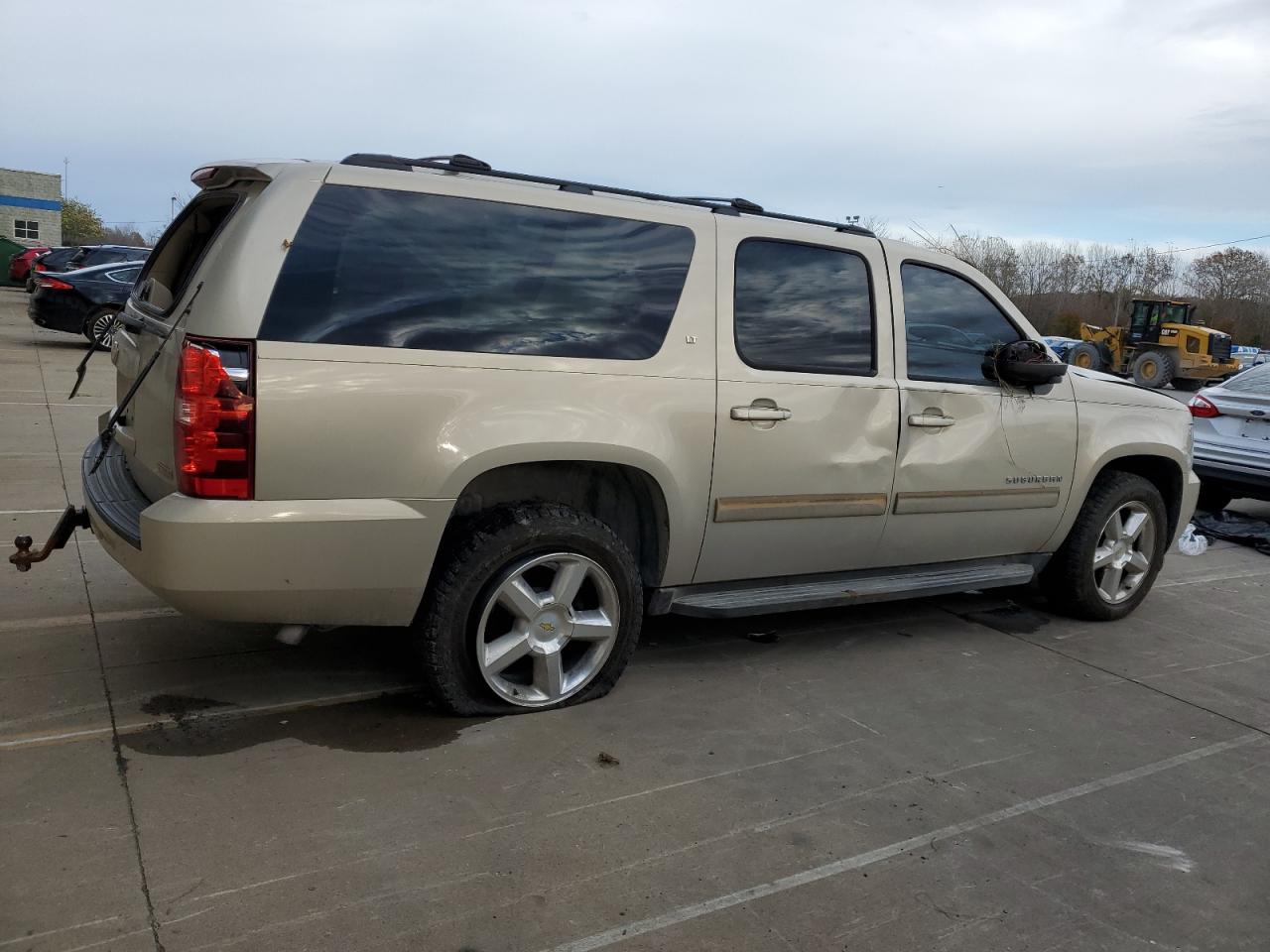 Chevrolet Suburban K1500 Lt Image 8