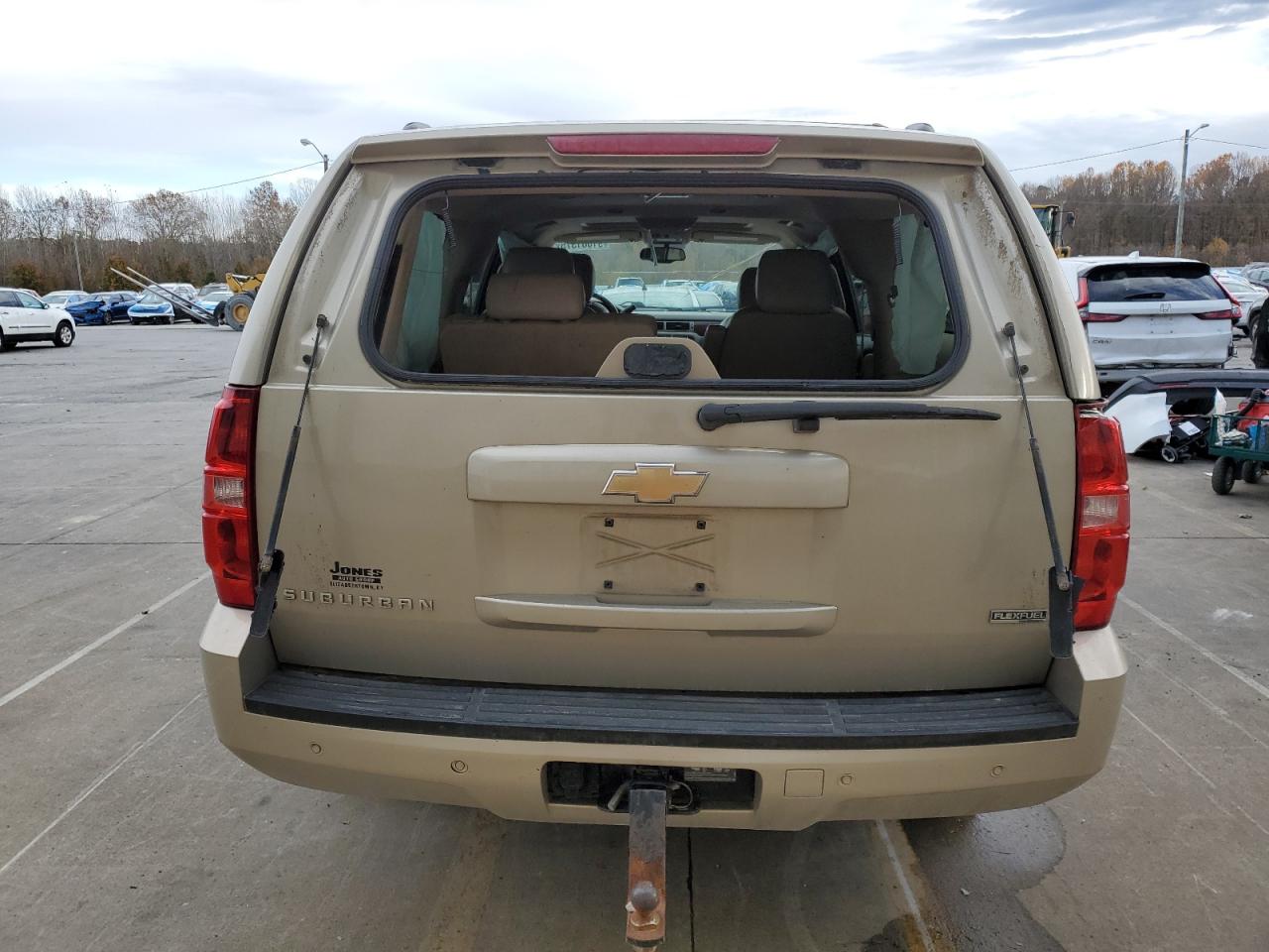 Chevrolet Suburban K1500 Lt Image 3