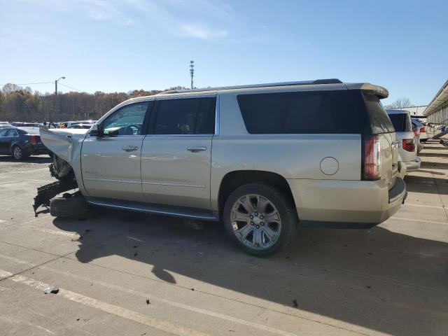 GMC Yukon Denali Image 6