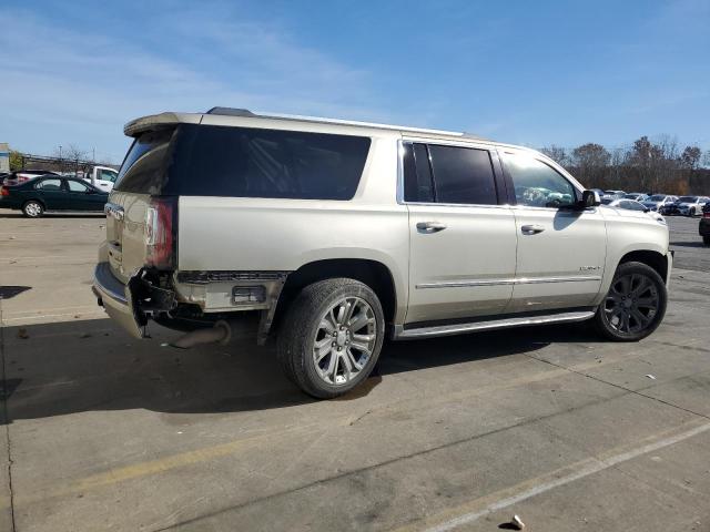 GMC Yukon Denali Image 4