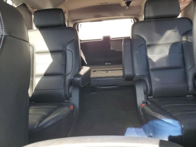 GMC Yukon Denali Image 13