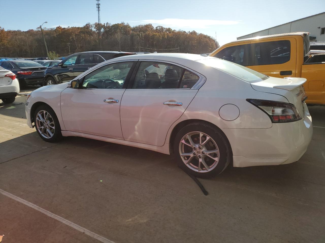 Nissan Maxima S Image 7