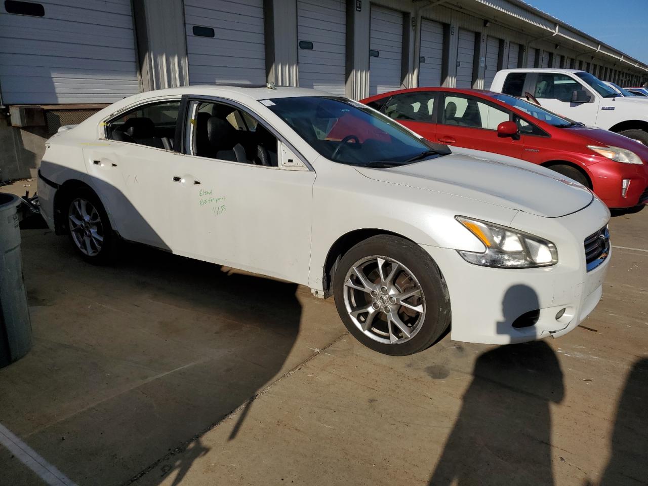 Nissan Maxima S Image 2