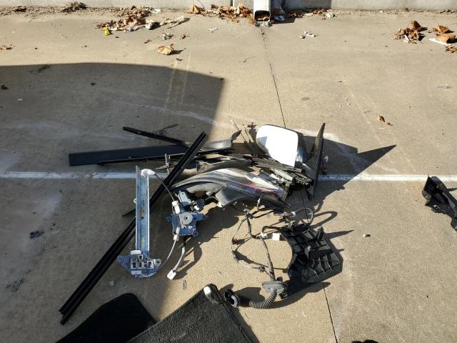 Nissan Maxima S Image 6