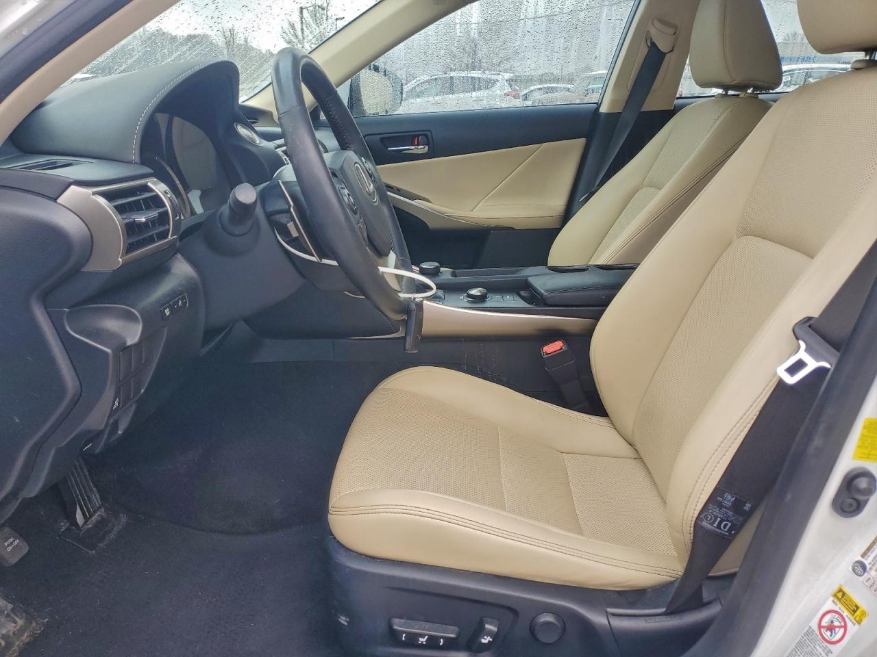 Lexus Is 250 Image 7