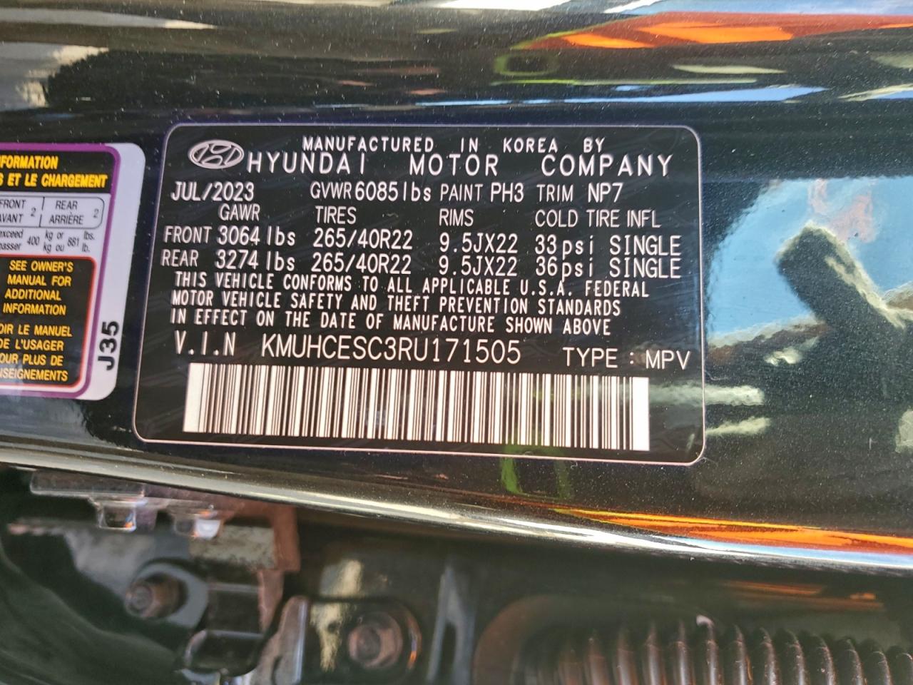 Genesis GV80 Base Image 14