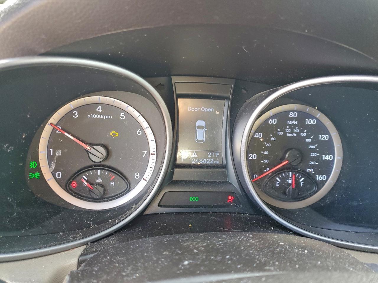 Hyundai SANTA FE Gls Image 4