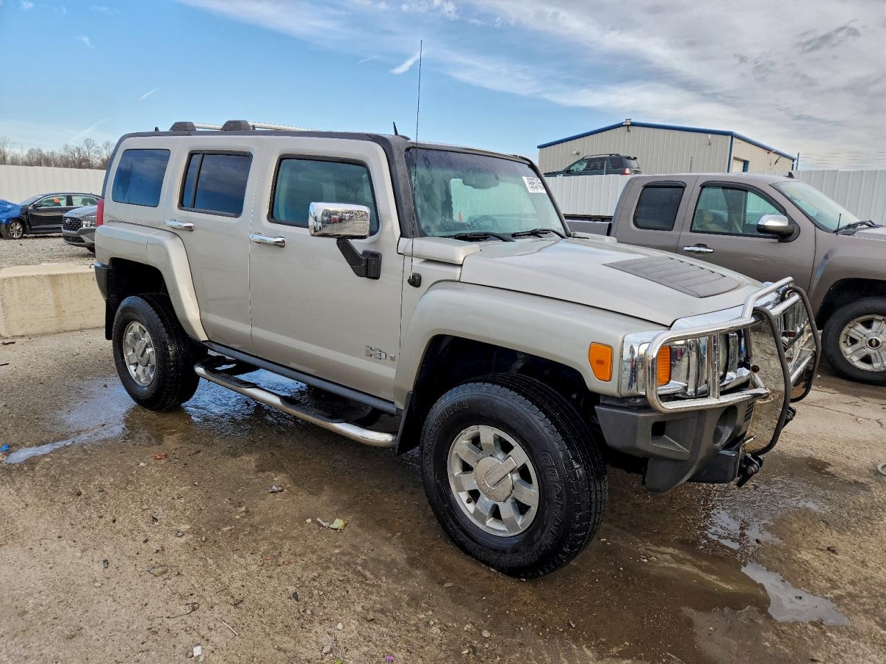 HUMMER H3 Image 10