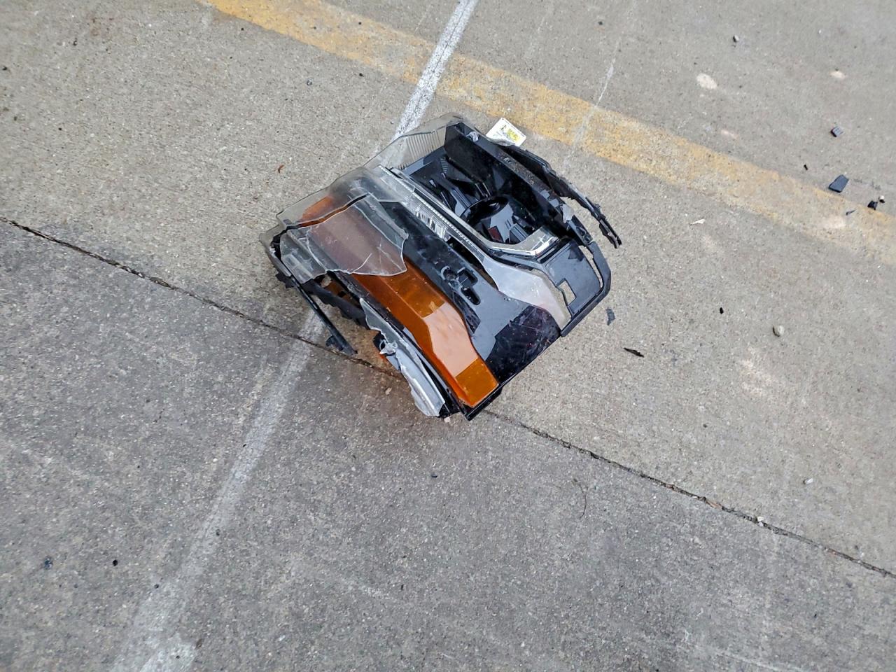 Chevrolet Silverado C1500 Image 13