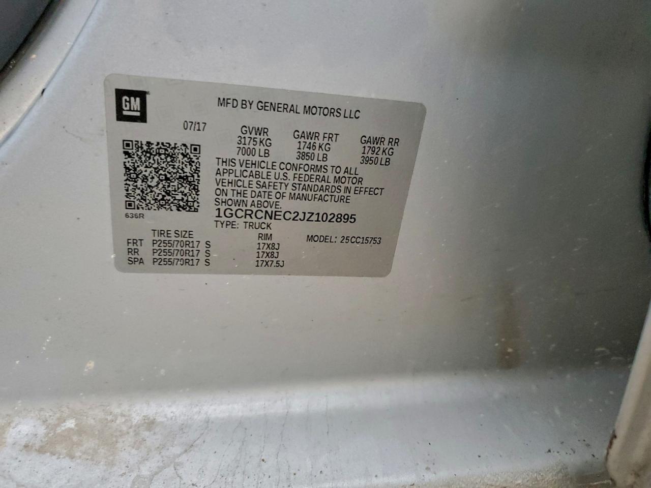 Chevrolet Silverado C1500 Image 2