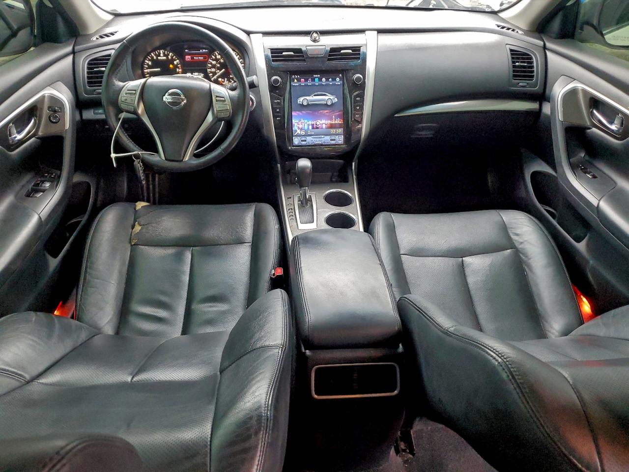 Nissan Altima 2.5 Image 6