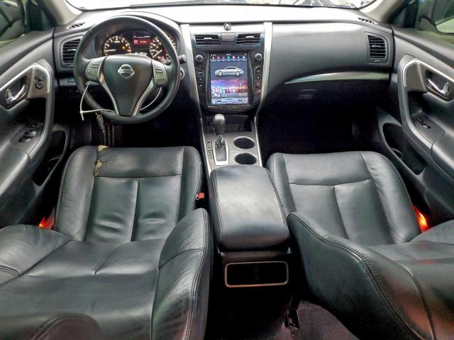 Nissan Altima 2.5 Image 6