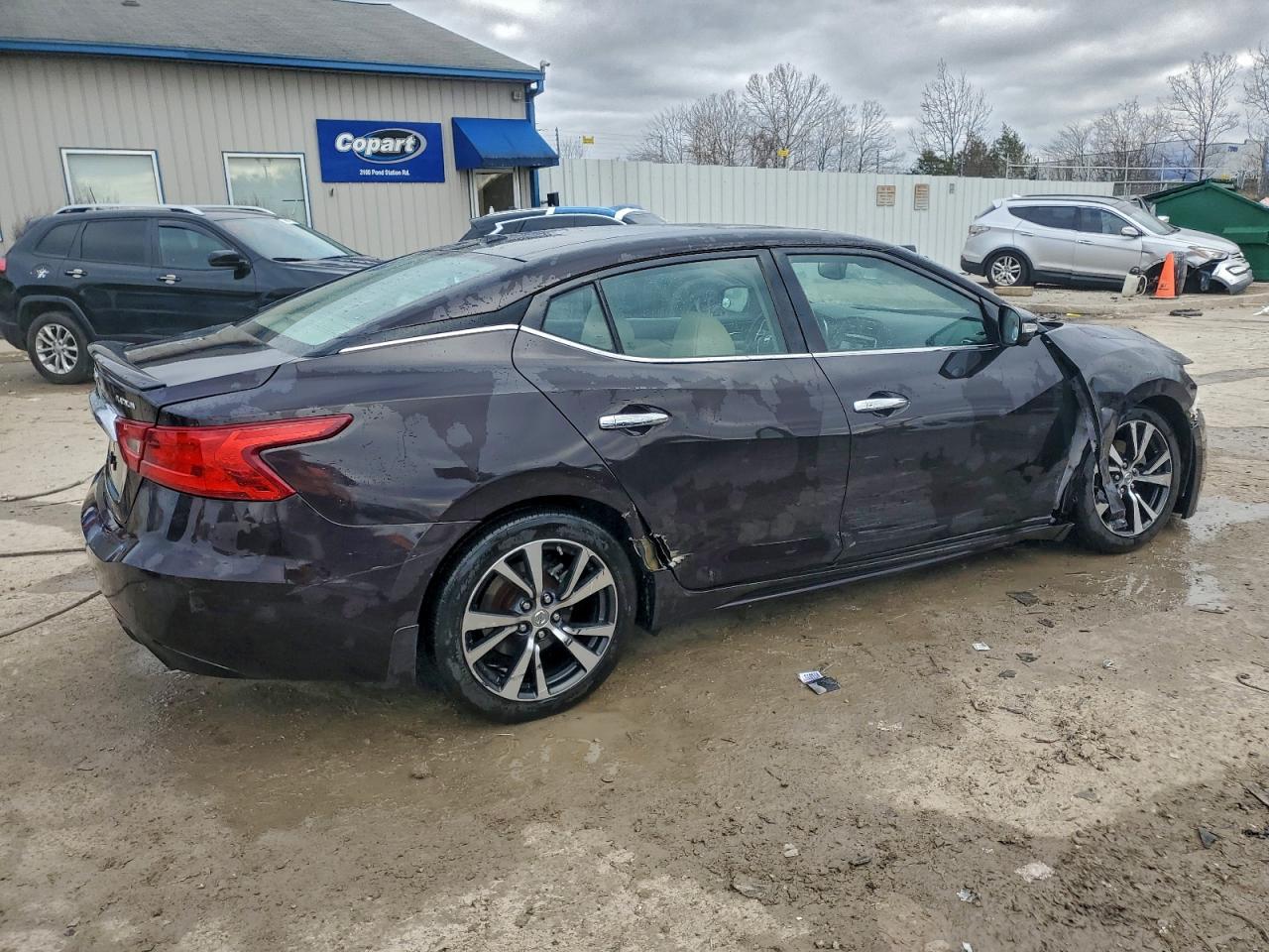 Nissan Maxima 3.5s Image 9