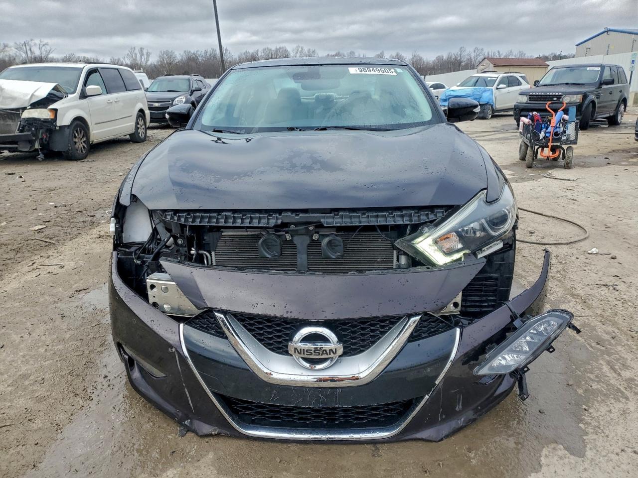 Nissan Maxima 3.5s Image 6