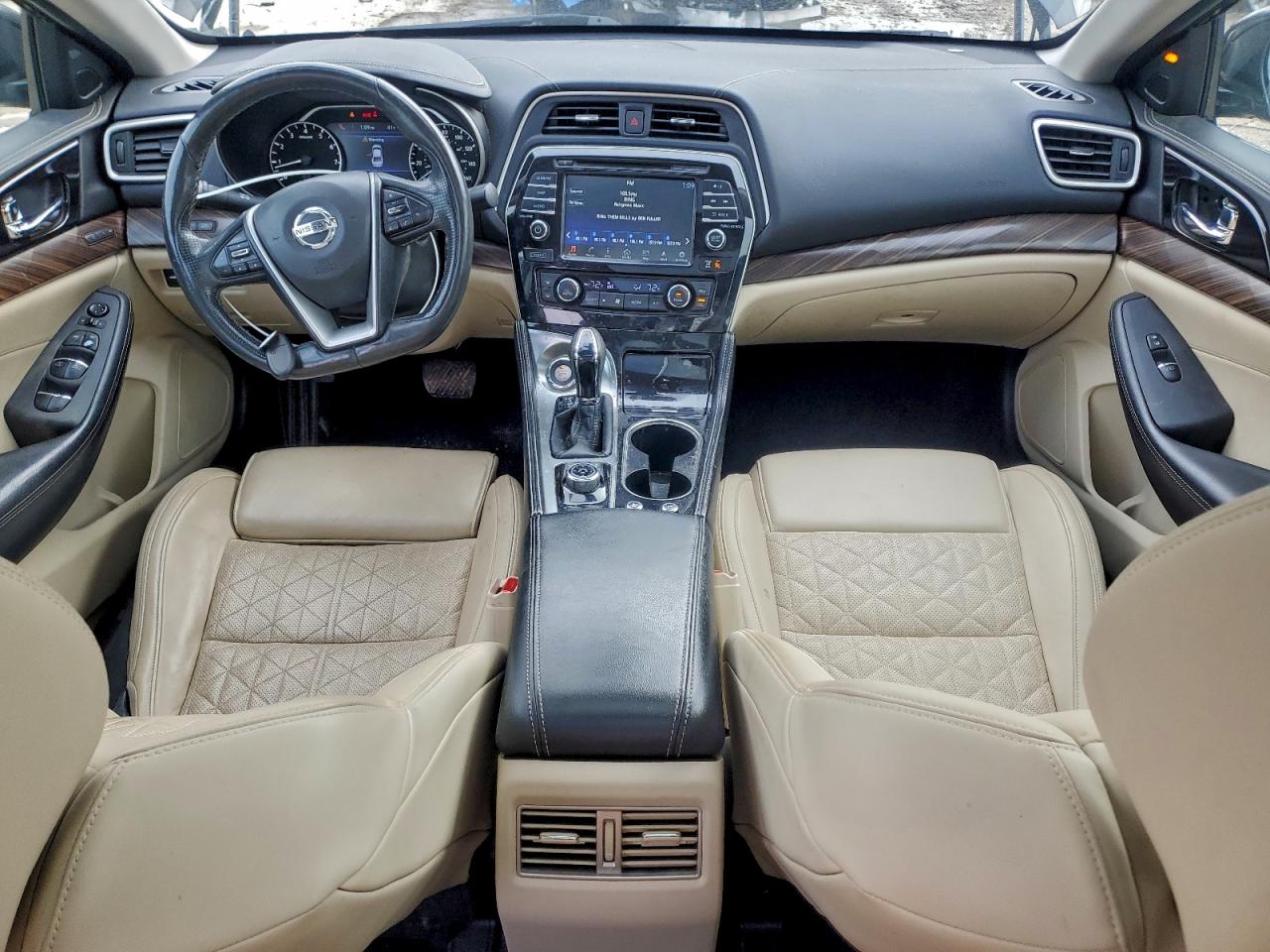 Nissan Maxima 3.5s Image 13