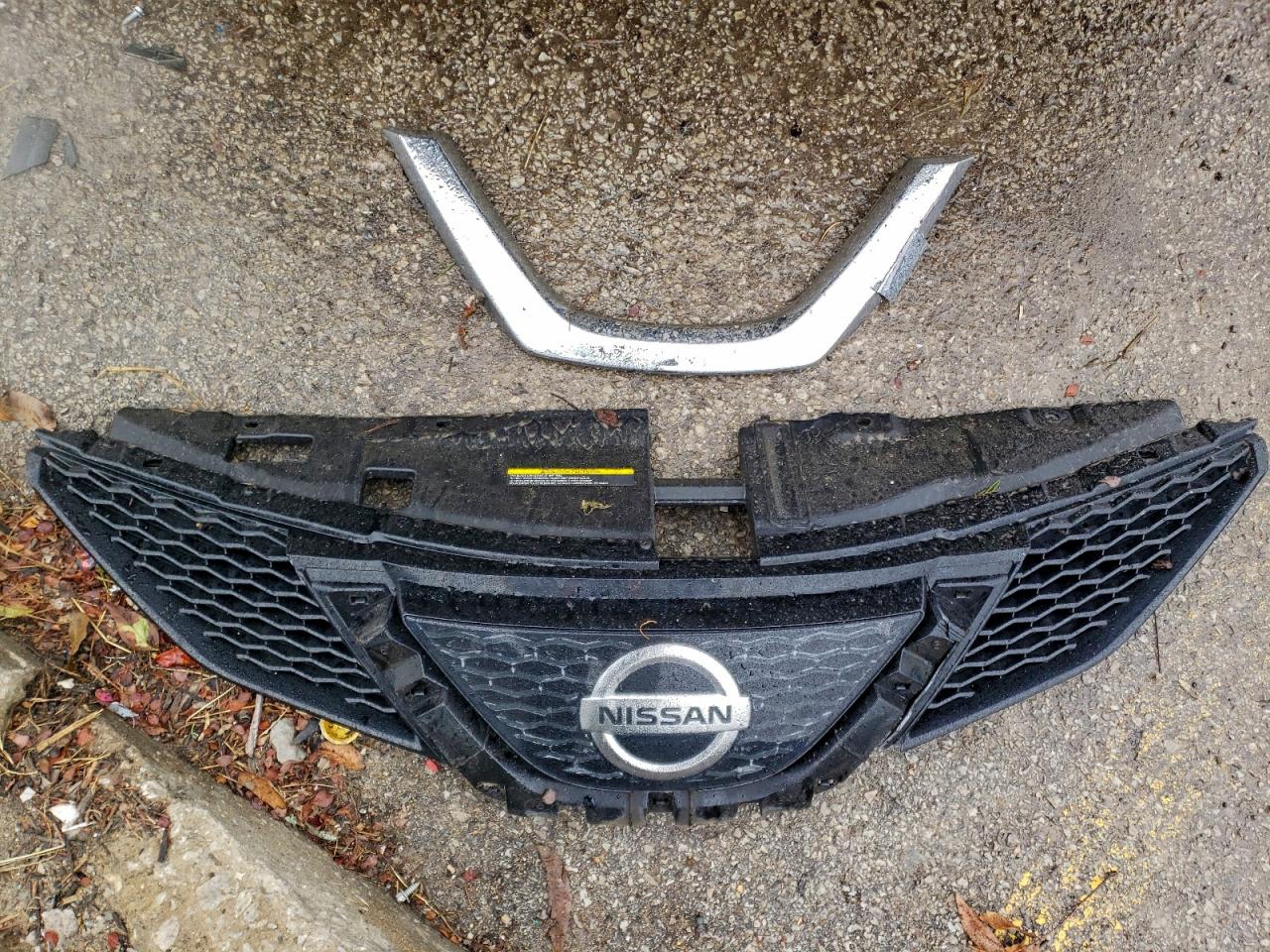 Nissan Rogue S Image 10