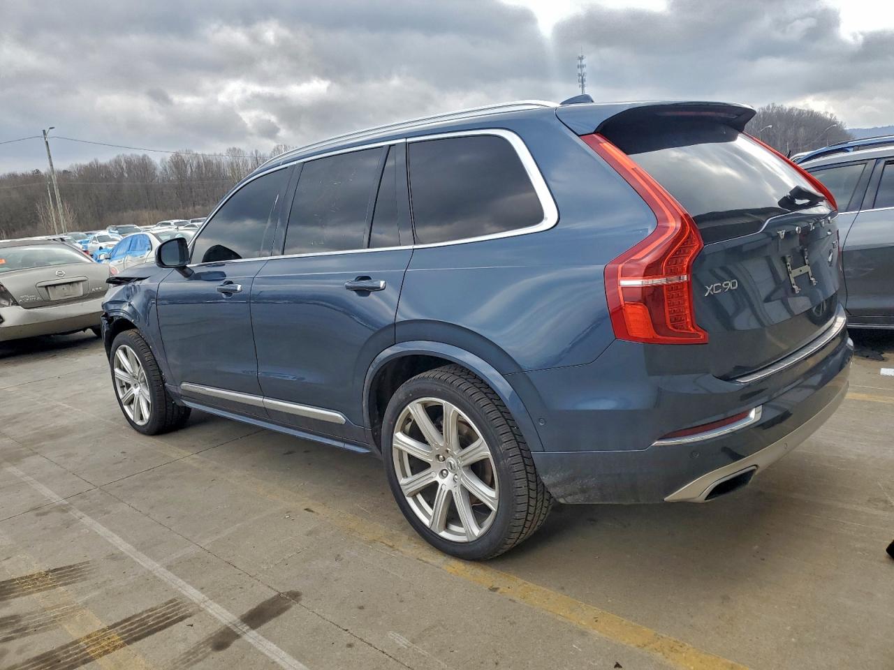 Volvo XC90 T6 Inscription Image 2