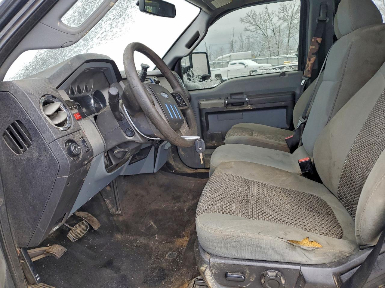 Ford F-350 Super Duty Image 6