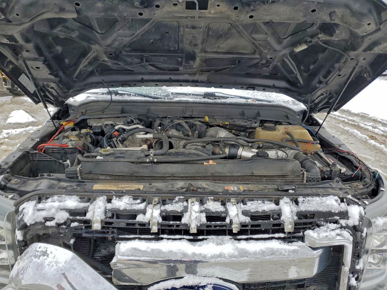 Ford F-350 Super Duty Image 11