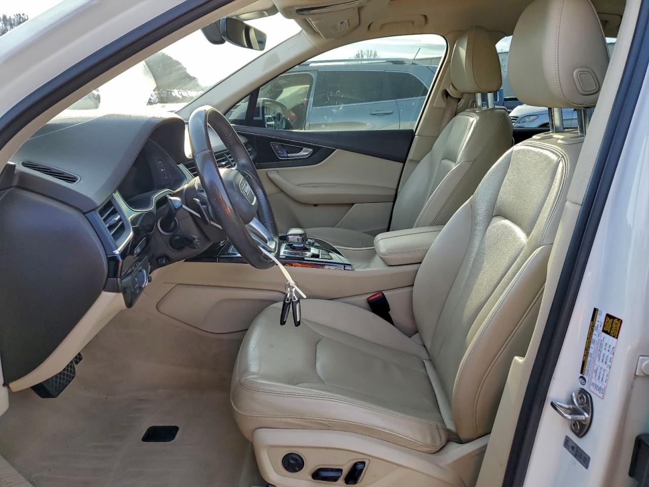 Audi Q7 Premium Plus Image 13