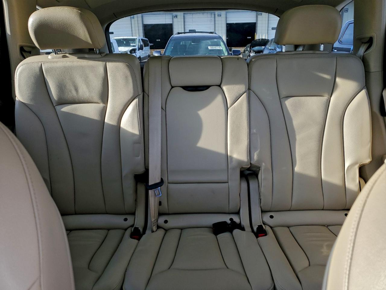 Audi Q7 Premium Plus Image 12