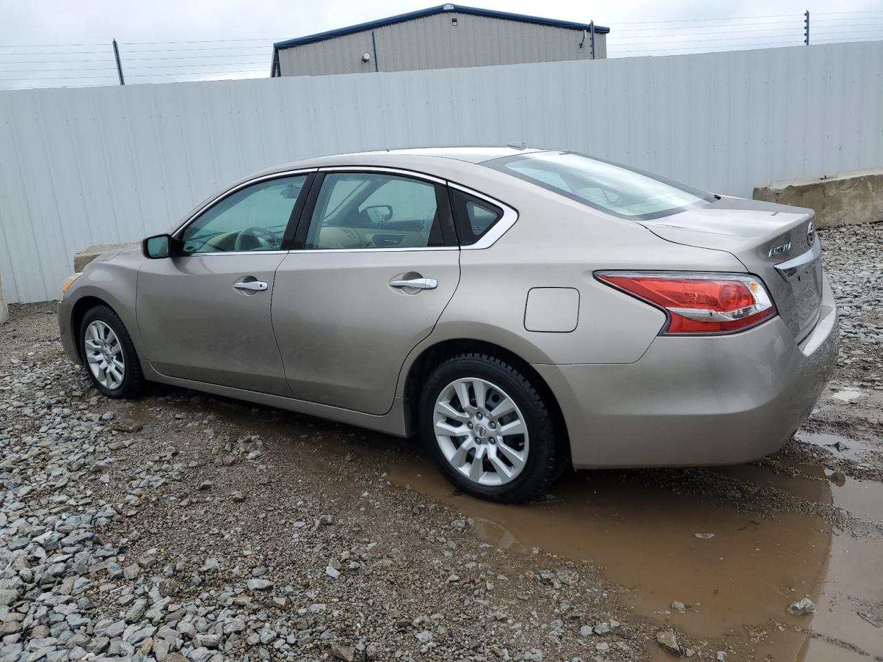 Nissan Altima 2.5 Image 2
