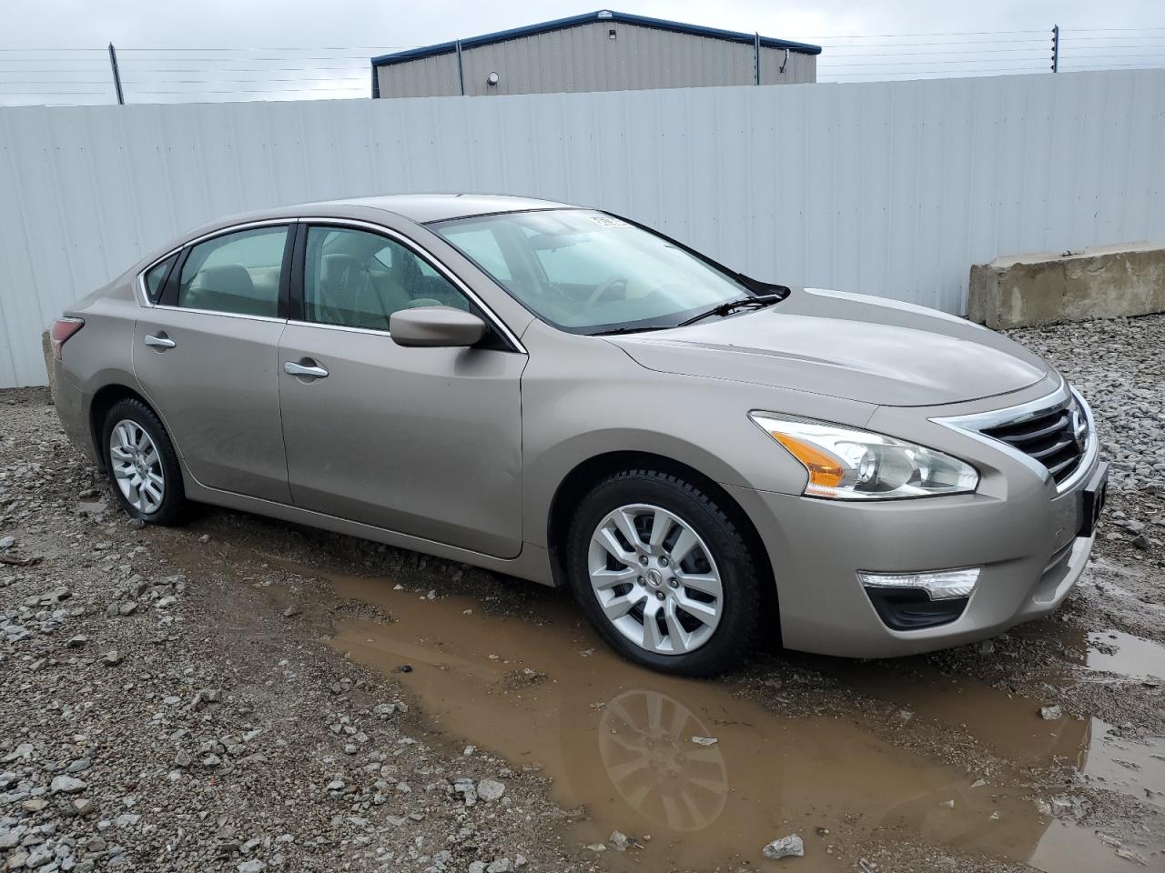 Nissan Altima 2.5 Image 3