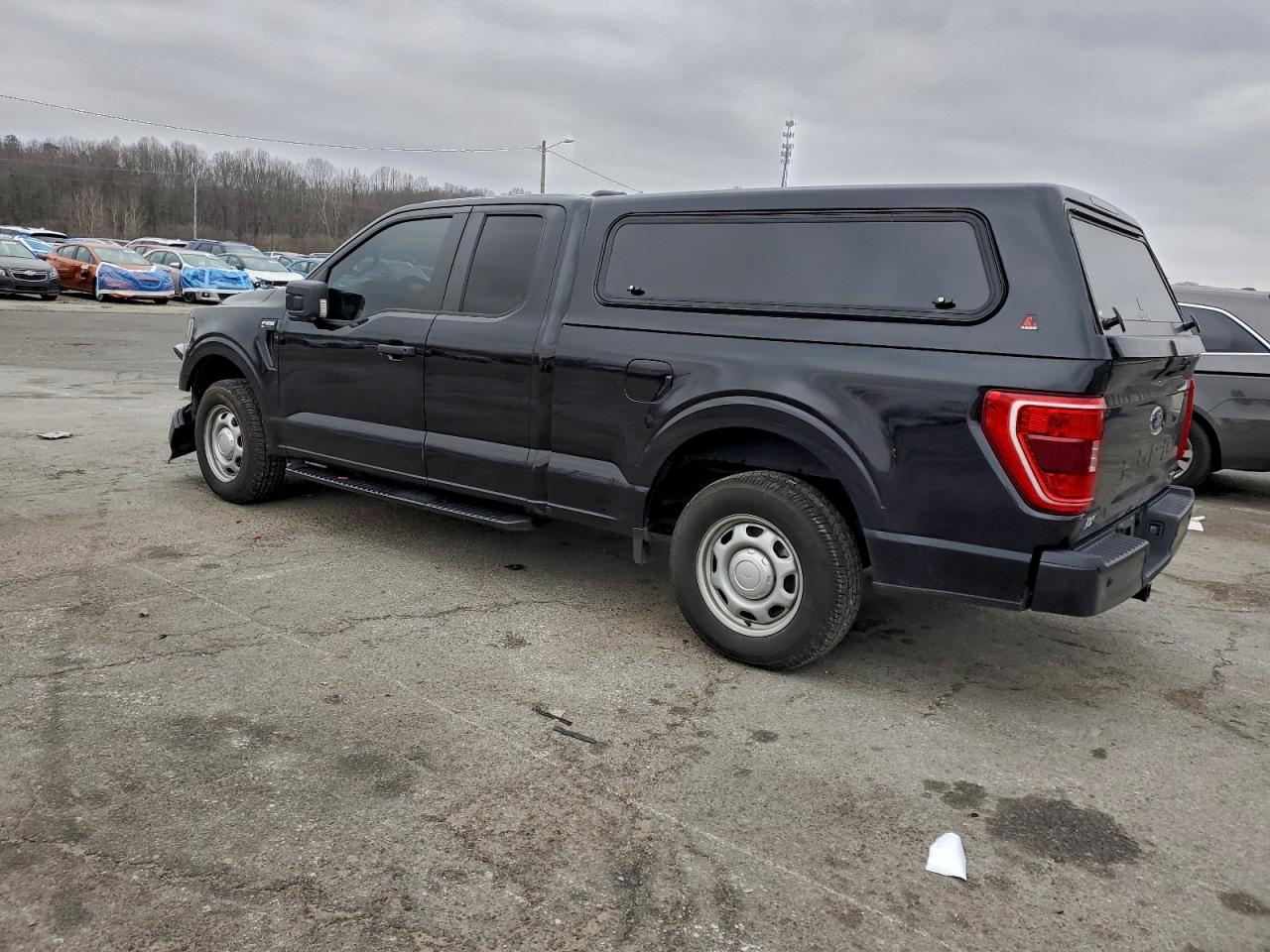 Ford F-150 Super Cab Image 3