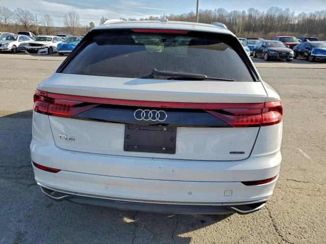 Audi Q8 Premium Image 11