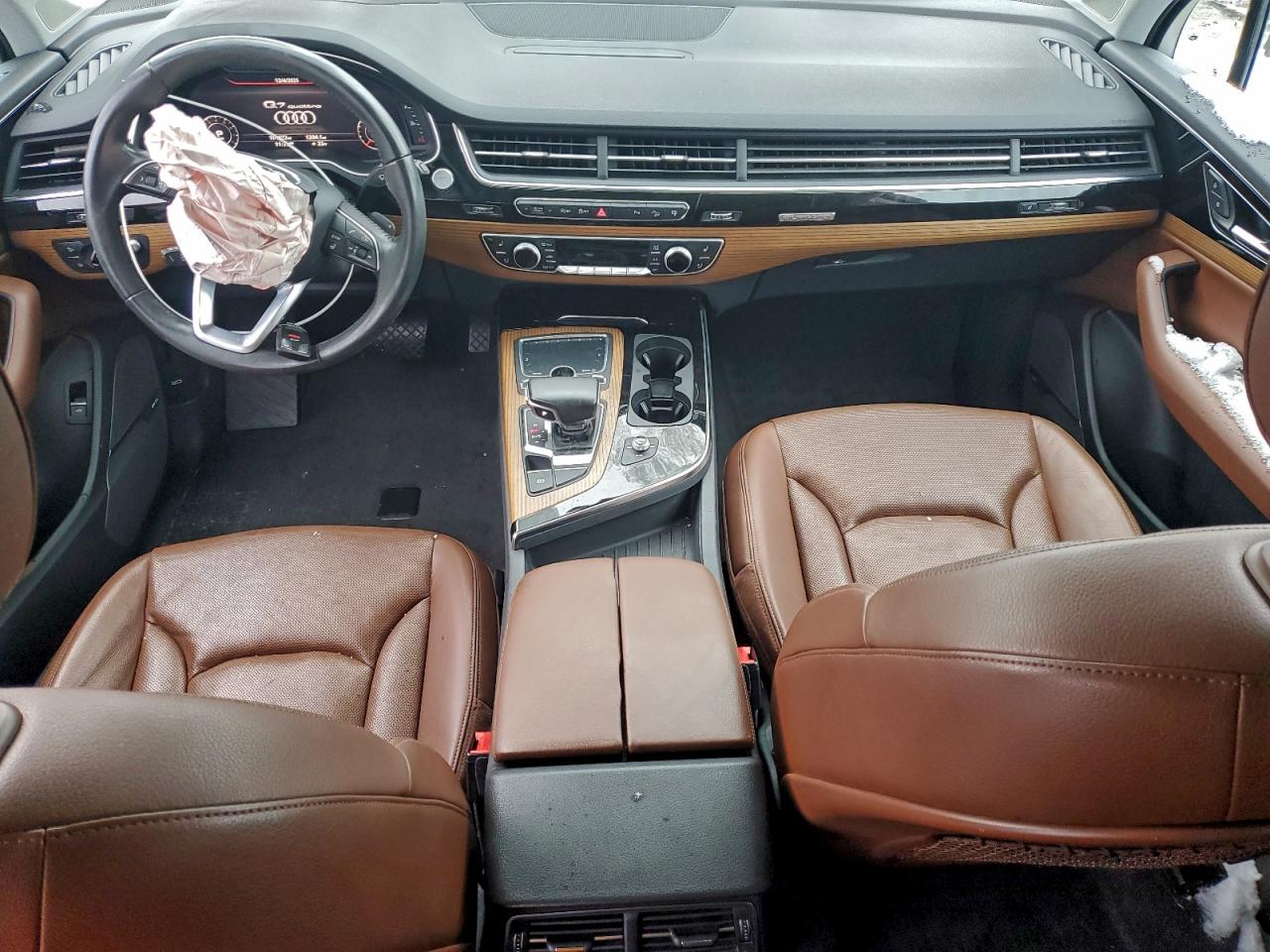 Audi Q7 Prestige Image 11