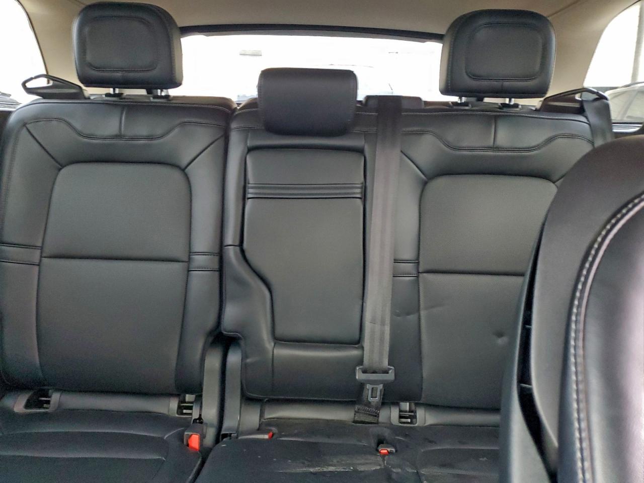 Lincoln Corsair Image 12