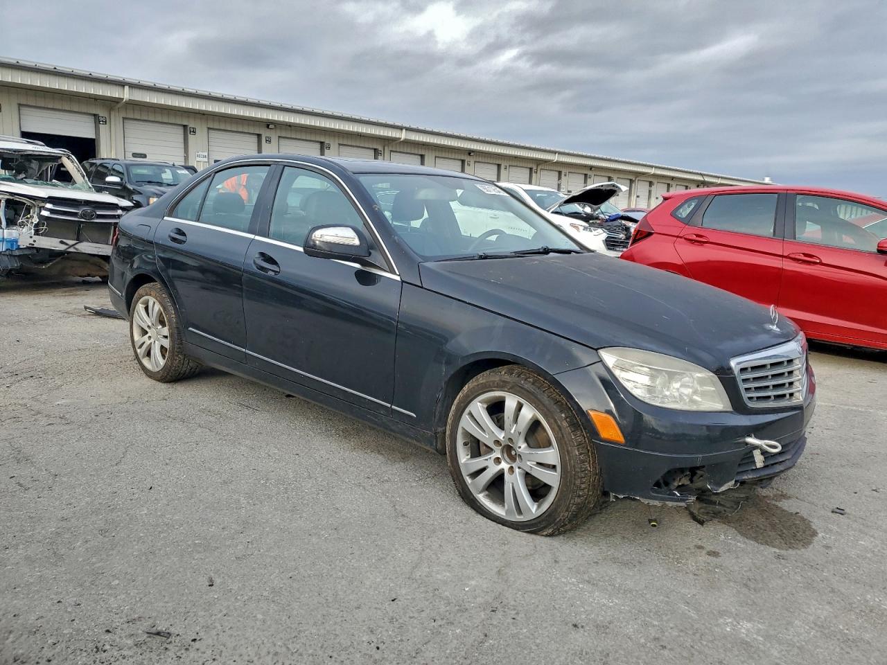 Mercedes-Benz C-Class 300 4matic Image 2