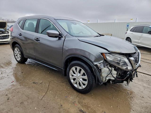 Nissan Rogue S Image 4