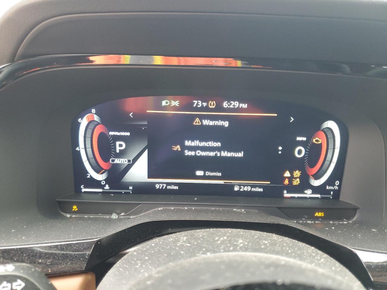 Nissan Pathfinder Platinum Image 9