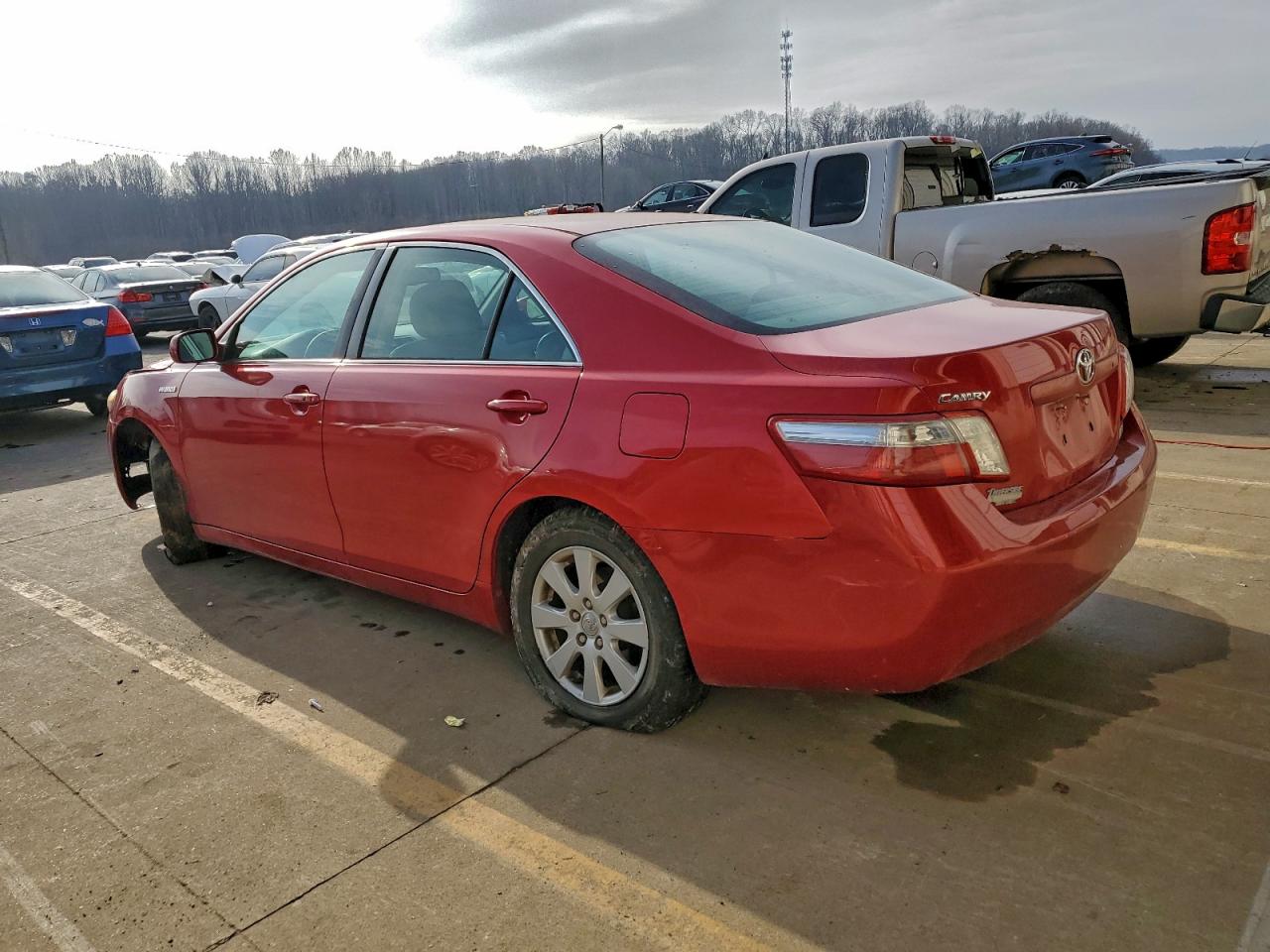 Toyota Camry Hybrid Image 11