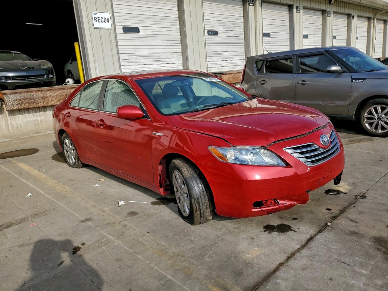 Toyota Camry Hybrid Image 5