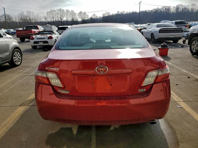 Toyota Camry Hybrid Image 6