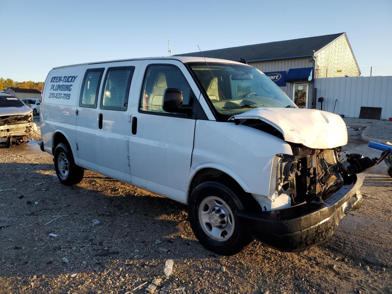 Chevrolet Express Image 3