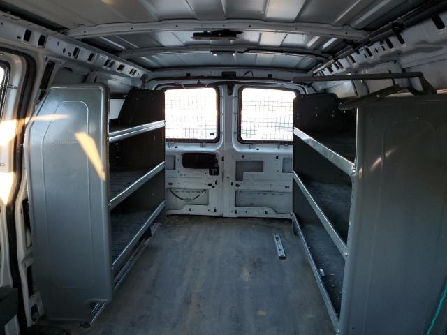 Chevrolet Express Image 10