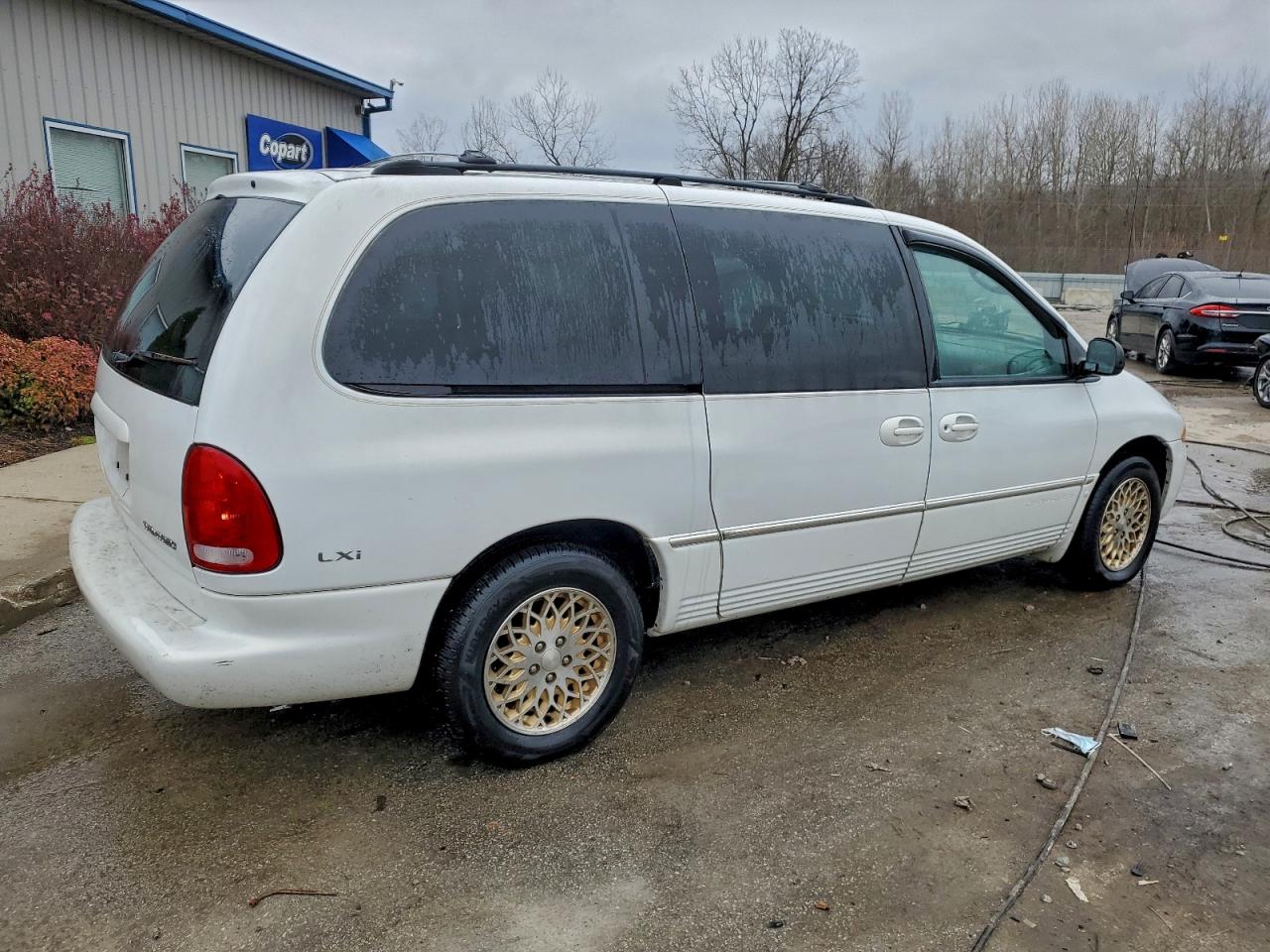 Chrysler Minivan Lxi Image 10