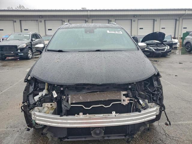 Chrysler Pacifica Limited Image 12