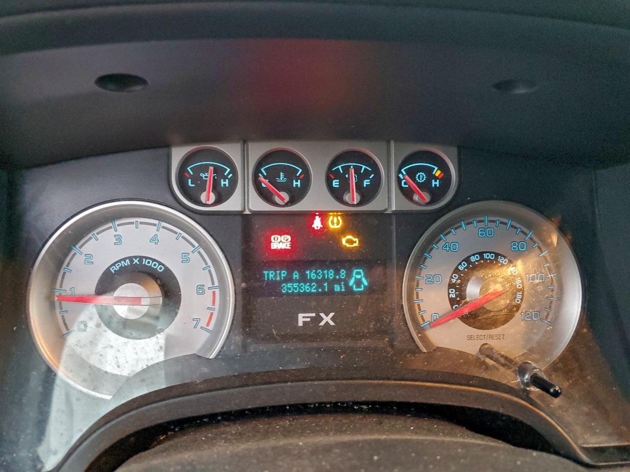 Ford F-150 Supercrew Image 12