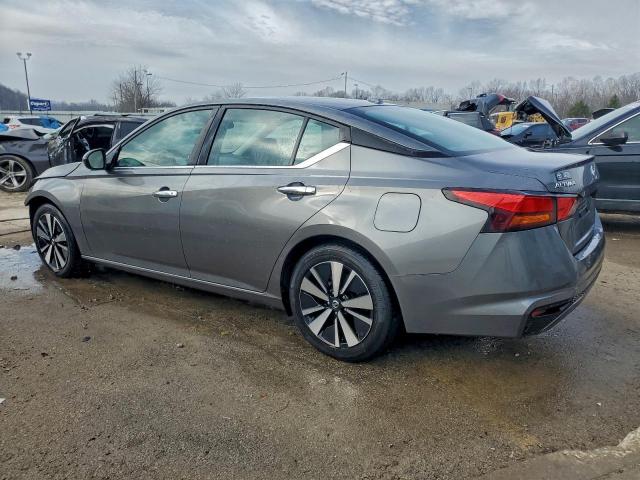 Nissan Altima Sv Image 6